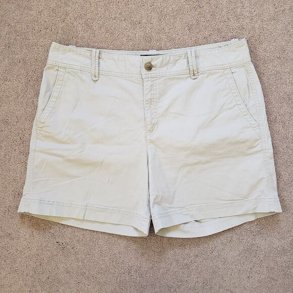 Eddie Bauer Women's Chino Khaki Shorts Pockets Confort Beige Size 14 - Picture 1 of 9